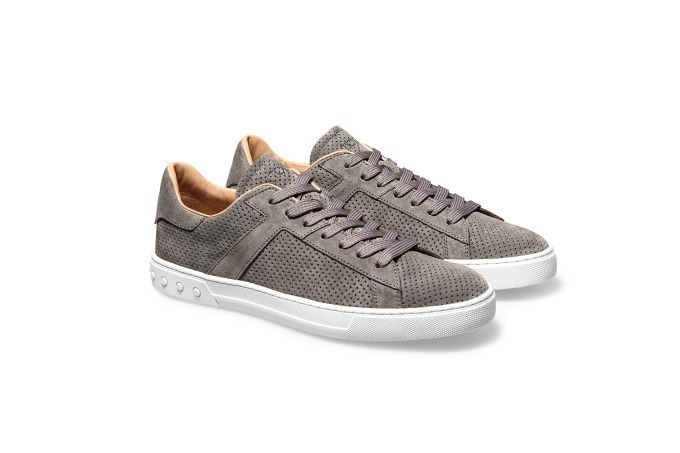 トッズ 17秋冬メンズスニーカー日本限定モデル - ベーシックカラーの