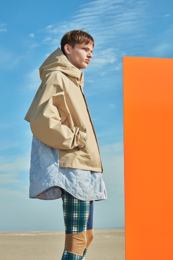 ミスター・ジェントルマン×カリマー、防水・撥水・透湿性に長けた高