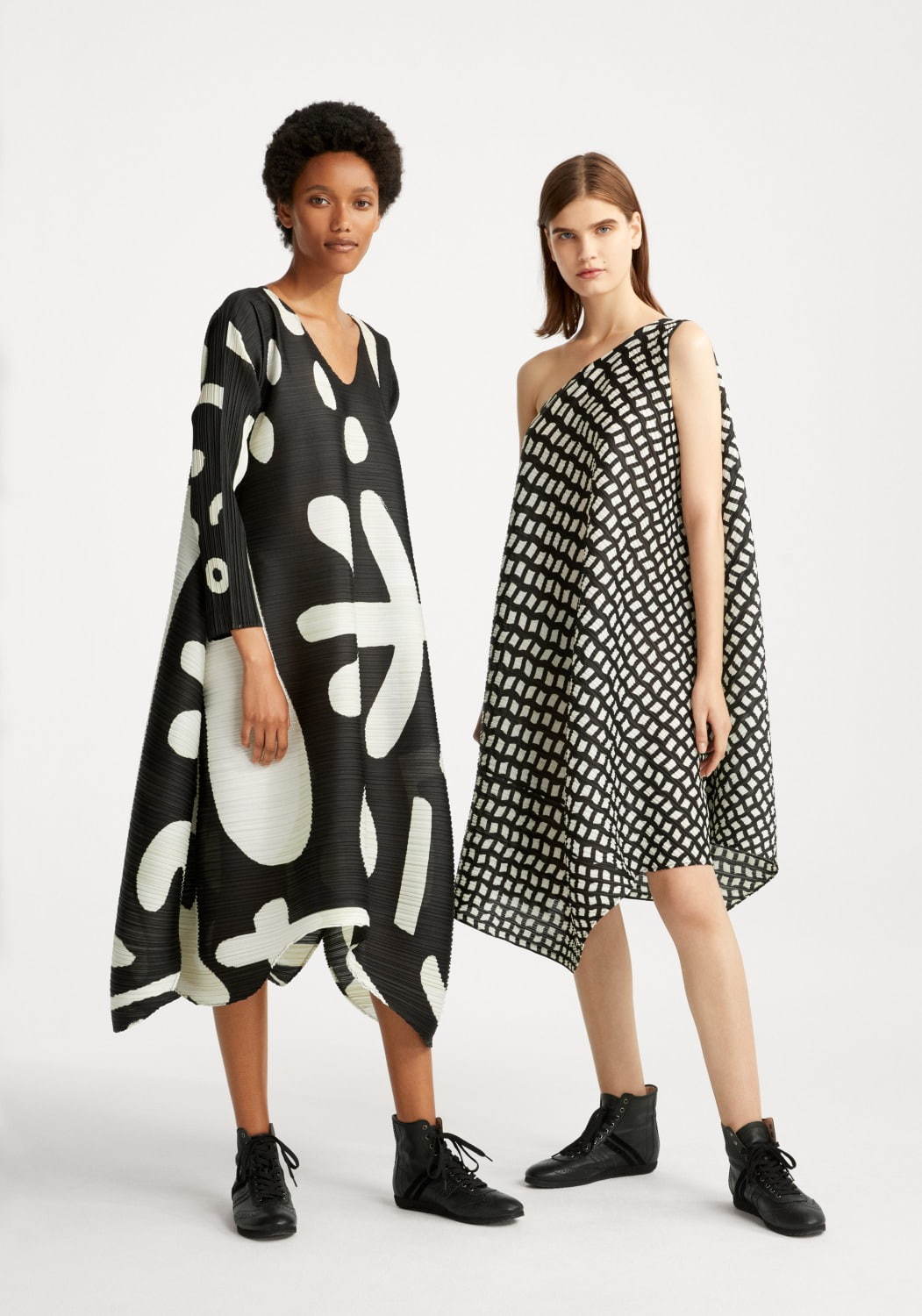 プリーツ プリーズ イッセイ ミヤケ(PLEATS PLEASE ISSEY MIYAKE) 2020