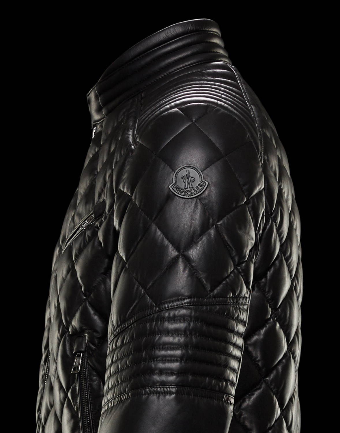 写真4/6｜モンクレールのダウン入りメンズレザージャケット
