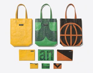 フライターグ、同じトラックの幌を使った3点セット「F701 トリオ」を