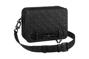 ルイ・ヴィトンの新作メンズバッグ - “モノグラム＆メタルチェーン”配