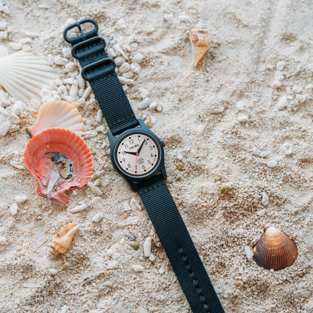 トリワ“ほんのりレトロ”なシンプル文字盤の新作腕時計「タイムフォー