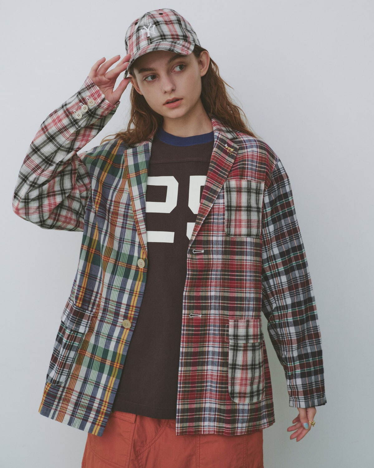 ニューエラ“球団ロゴ”25度傾けたキャップ＆カラフルなチェック柄も