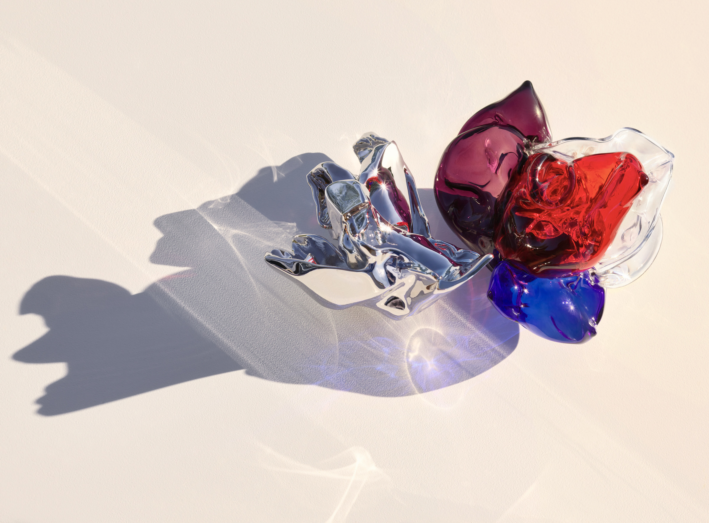 ルイ・ヴィトン」がフランク・ゲーリーとのコレクションでムラーノ