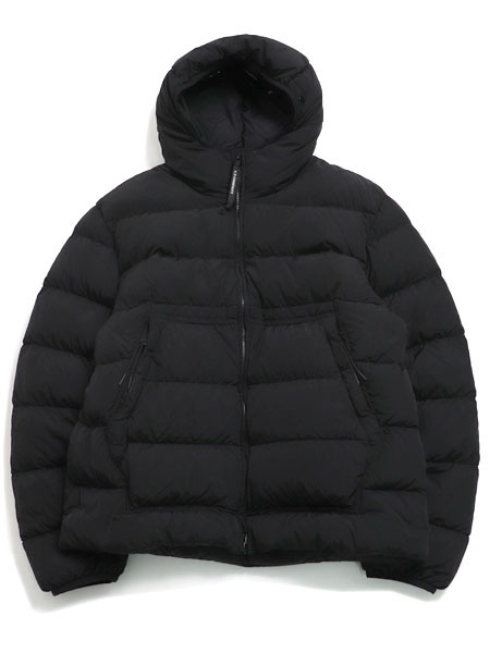SALE】【送料無料】C.P.COMPANY CHROME-R GOGGLE DOWN JACKET BLACK