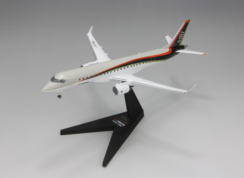 1/200プラモデル MRJ