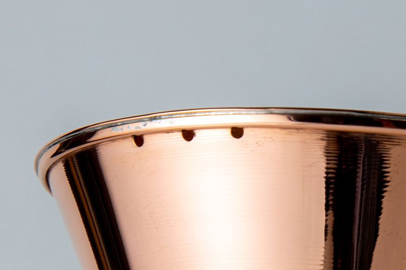 コッパーロウリュひしゃく｜製品を見る｜薪⽕の総合商社 ファイヤーサイド