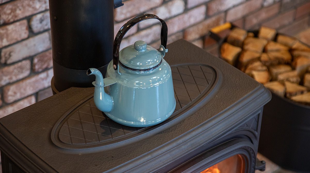 レトロホーローケトル ブルーグレー｜製品を見る｜薪⽕の総合商社