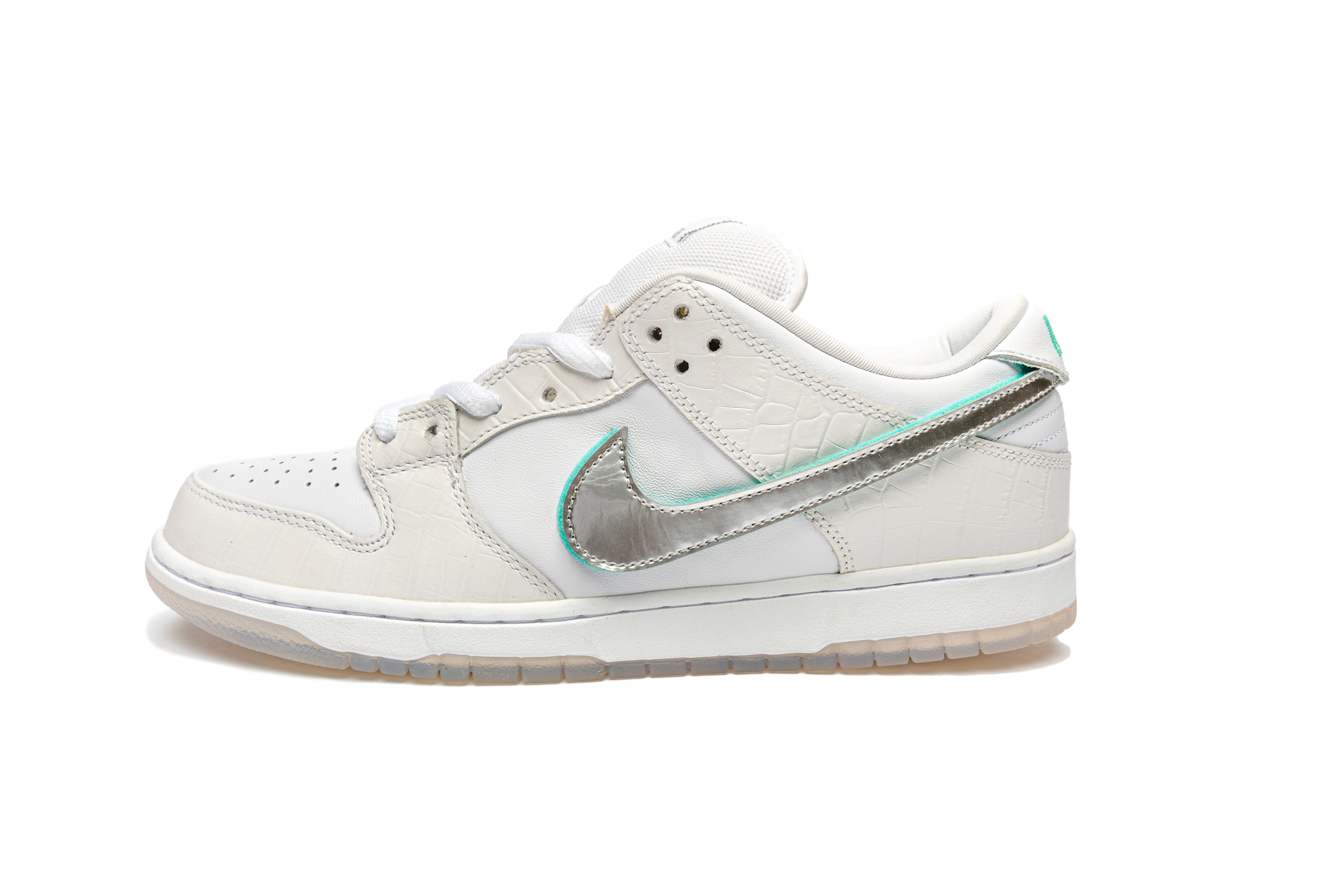 Diamond Supply Co. x Dunk Low Pro SB 