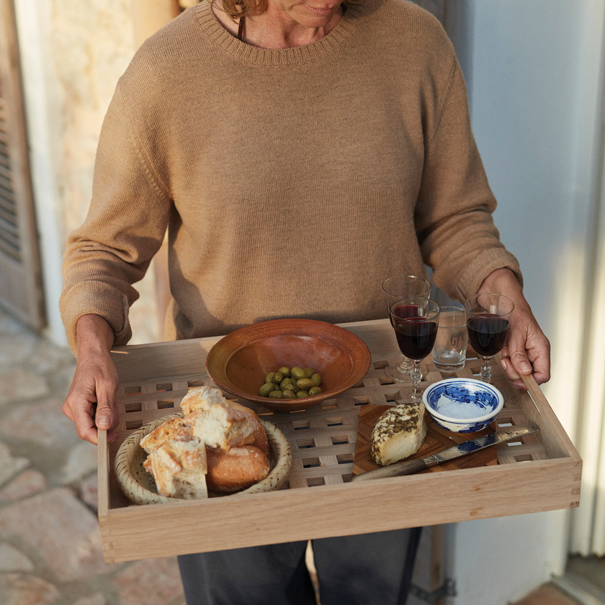 Fiona Tray - Two Sizes in Two Wood Variants – FJØRN Scandinavian