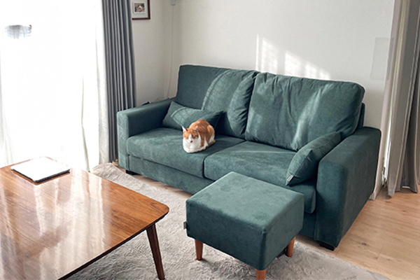 ハイバックで柔らかい座り心地のカバーリング対応ソファ - SARAH