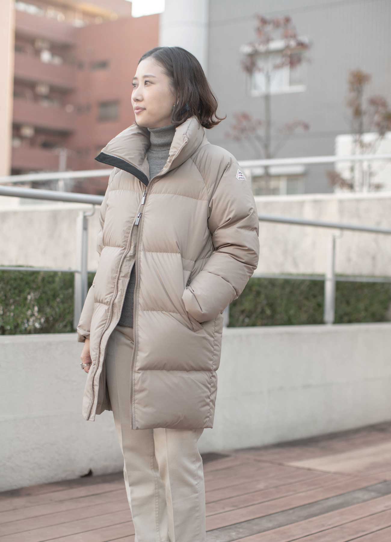 最上位クラスの保温性能を誇るレディースロングレングスダウン | FRAME