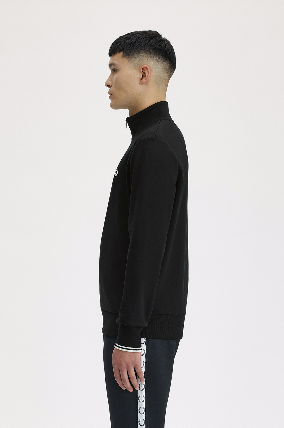 Half Zip Sweatshirt(S 102：BLACK): | FRED PERRY JAPAN | フレッド