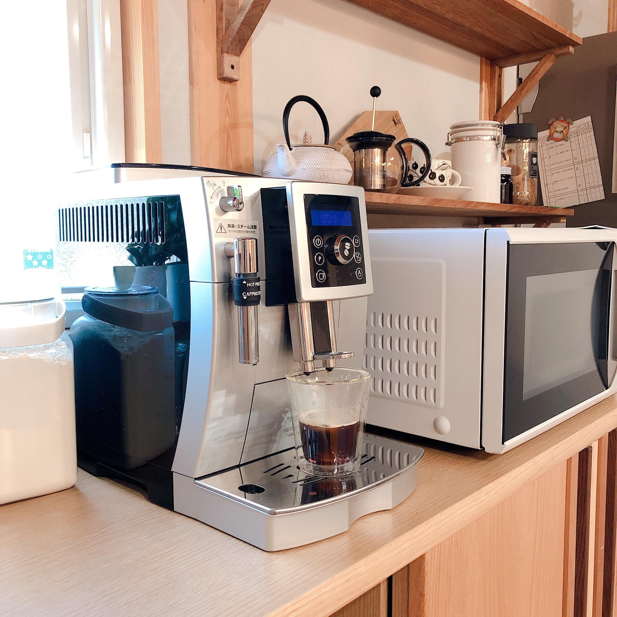 デロンギのコーヒーメーカーの除石灰と内部のお掃除｜FREEQ LIFE