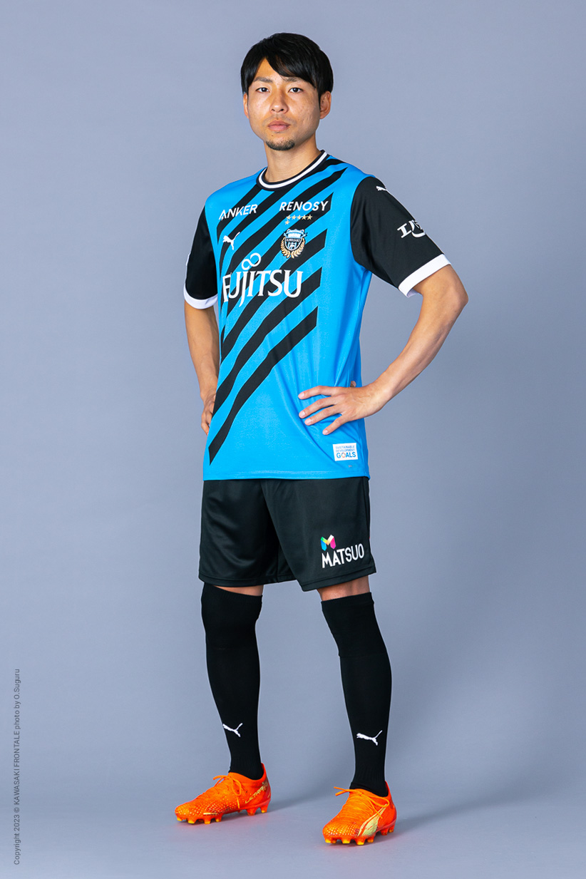 FW11/小林 悠選手 | 選手・スタッフプロフィール2023 : KAWASAKI FRONTALE