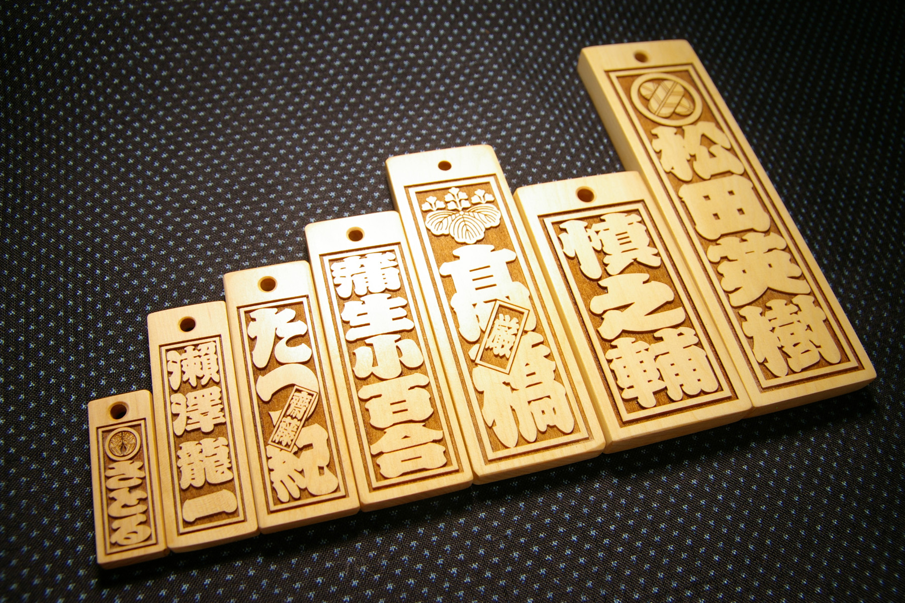 本黄楊木札 (つげ：柘植) 御蔵島産 本黄楊：木札 銘木専門店