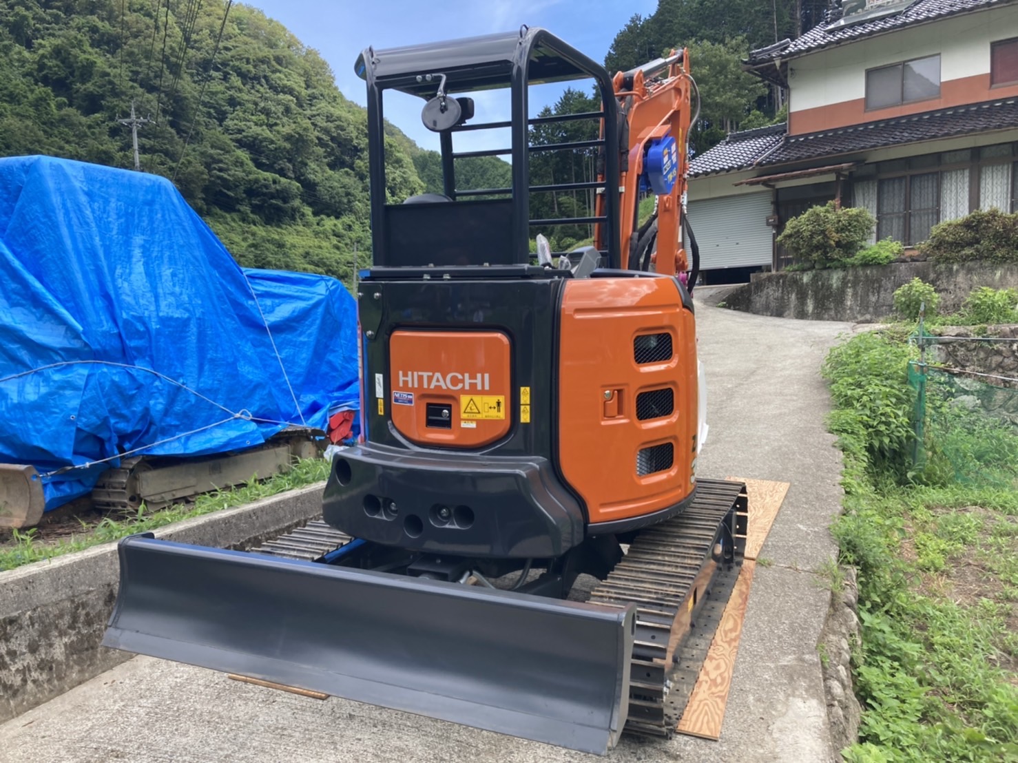 新車納入実績】日立建機ミニ油圧ショベル「ZX35U-5B」のご紹介！◇新車