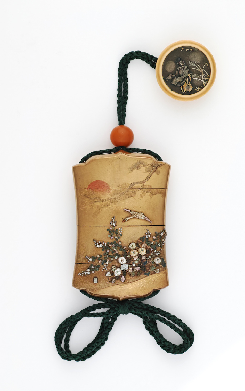 日出松秋草雁仕丁蒔絵芝山象嵌印籠 銘 政由 | 政由 | 収蔵品詳細