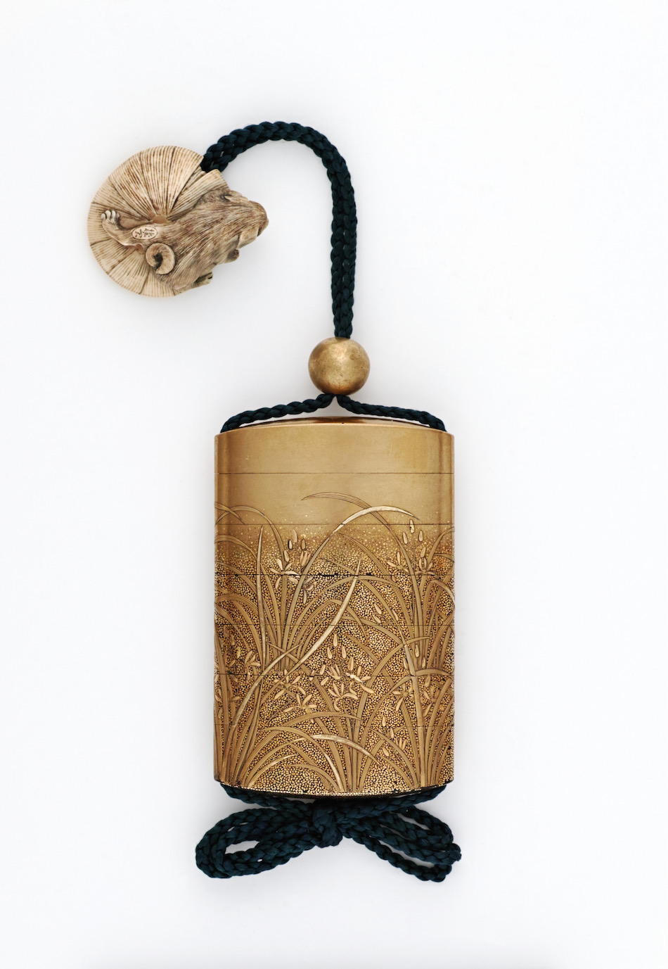 蘭蒔絵印籠 銘 官工／梶川文龍斎（花押） | 梶川文龍斎 | 収蔵品詳細