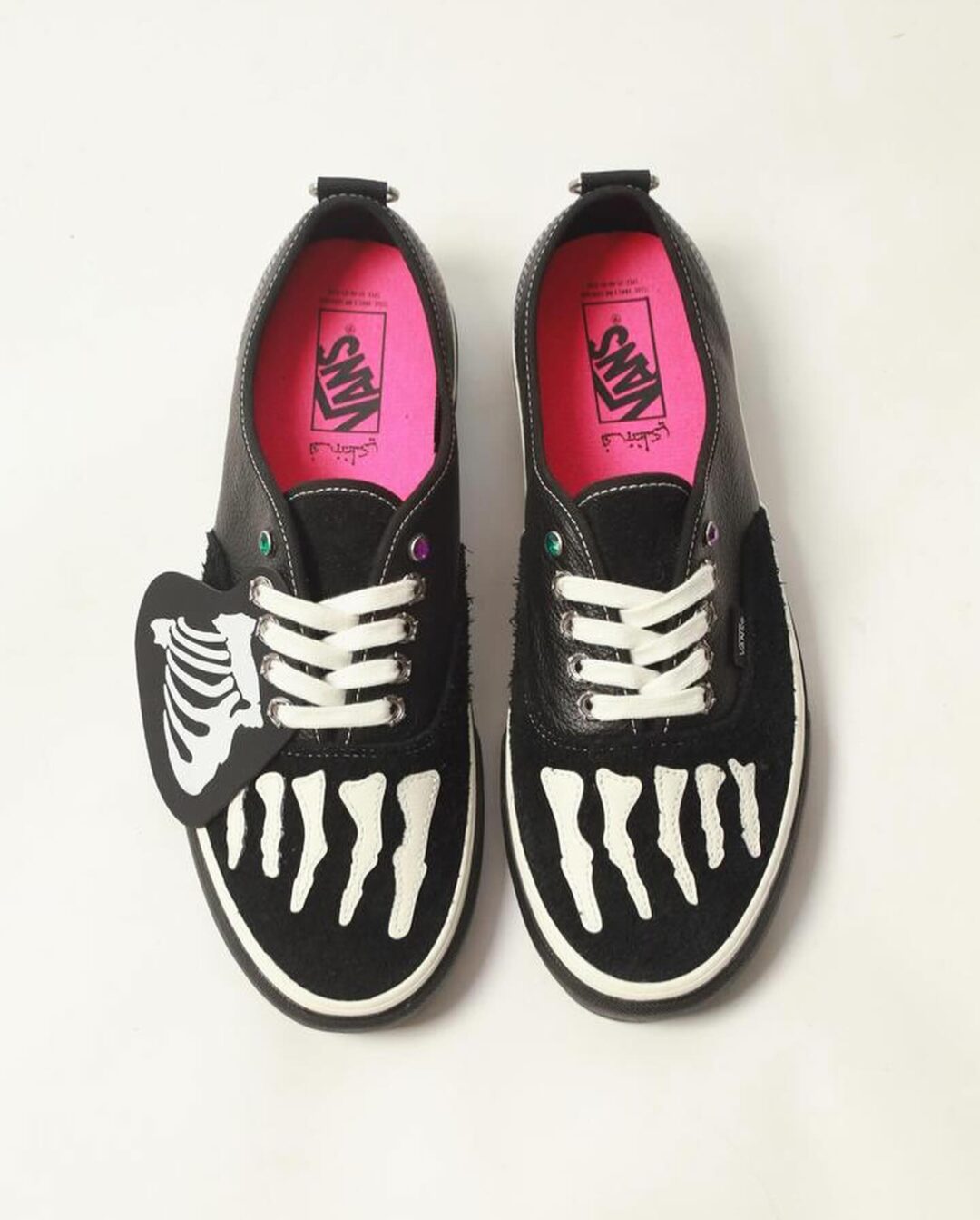 2024年 10/18 発売】Mark SBTG × VANS AUTHENTIC “BLACK/MARS” (マーク