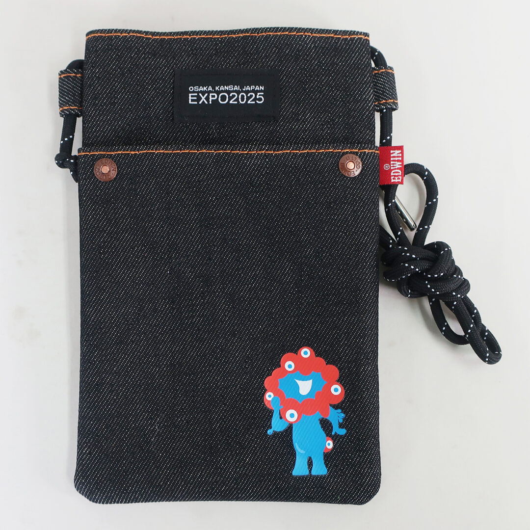 大阪・関西万博公式キャラクター「ミャクミャク」と老舗デニムブランド