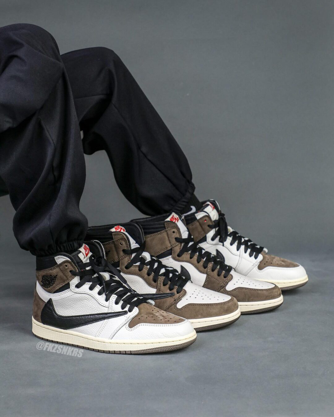 Travis Scott NIKE AIR JORDAN 1 HIGH OG “Reverse Mocha” (トラヴィス