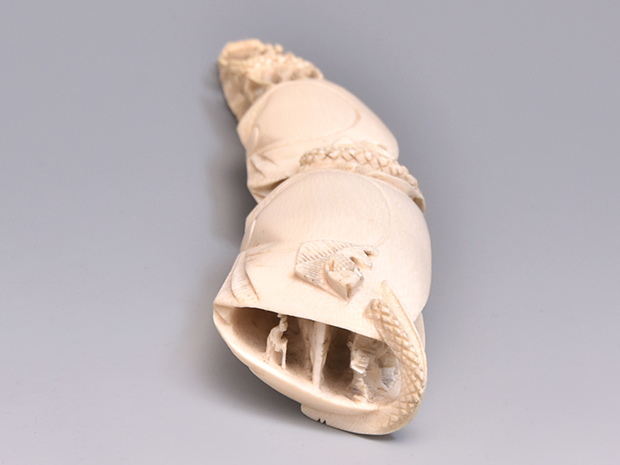 象牙 貝形置物 内側に山水図彫 | 古美術ささき