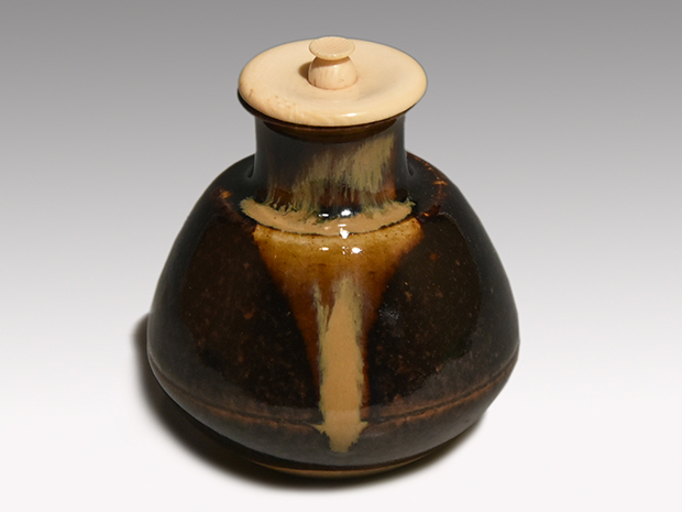 膳所焼 茶入 陽炎園 岩崎新定（作）象牙蓋 仕覆 共箱 | 古美術ささき