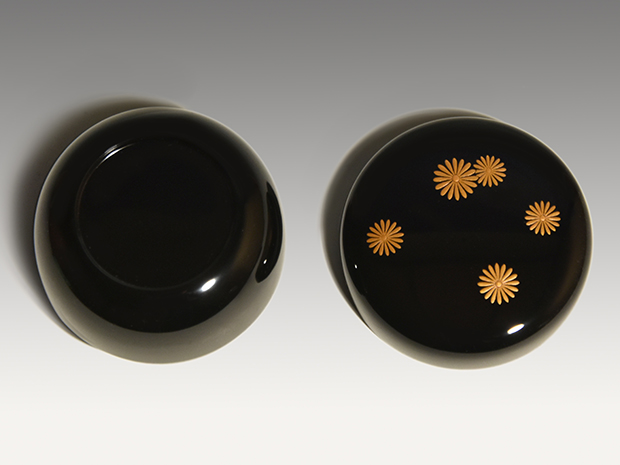 粒菊蒔絵 小平棗 照屋和那(作) 共箱 茶箱にも | 古美術ささき