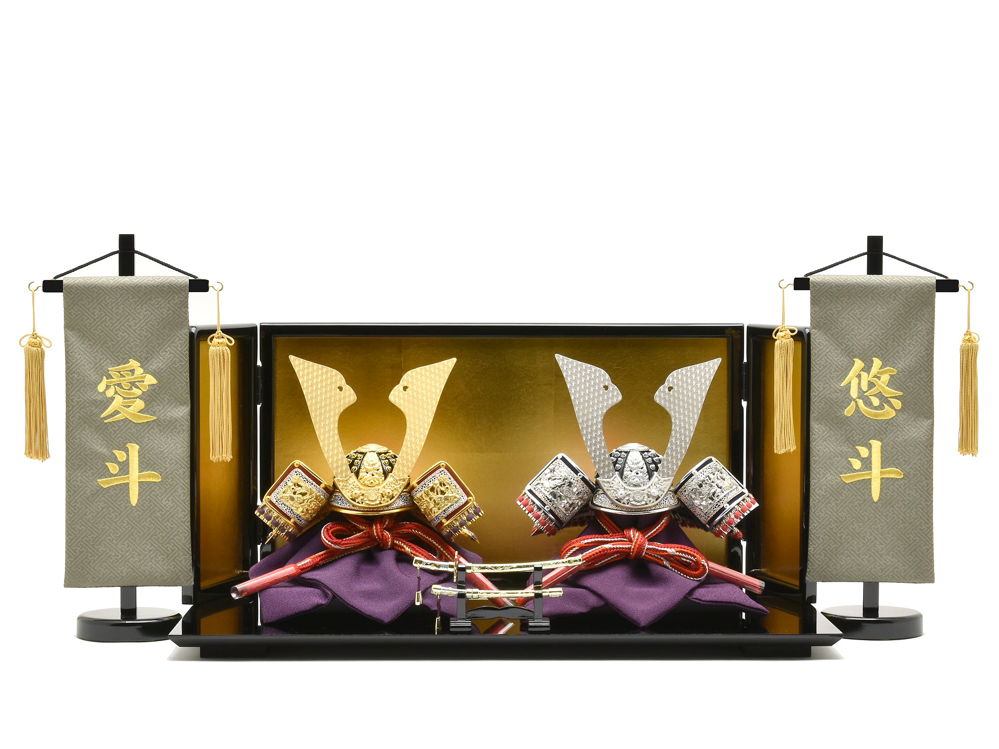 朝比奈朔太郎（兜飾・鎧飾） – 人形の鯉徳 オンラインショップ