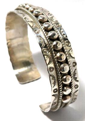 インディアンジュエリー シルバーブレスレット・バングル