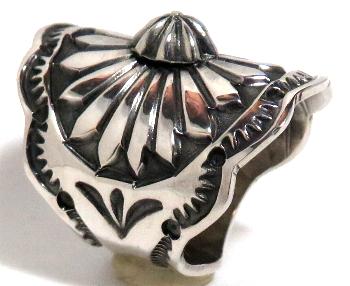 ナバホ族製作のリング ナバホ作のリング Sunshine Reeves