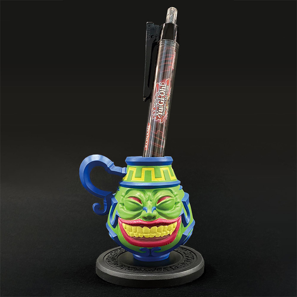 数多のデュエルシーンで活躍した「壺」カードたちが手のひらサイズの