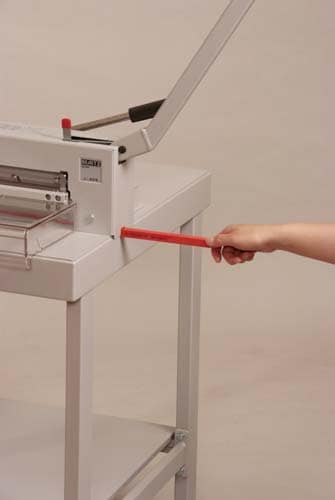 マイツ 卓上型裁断機 MC－300 （A4版） 幅450×奥行405×高