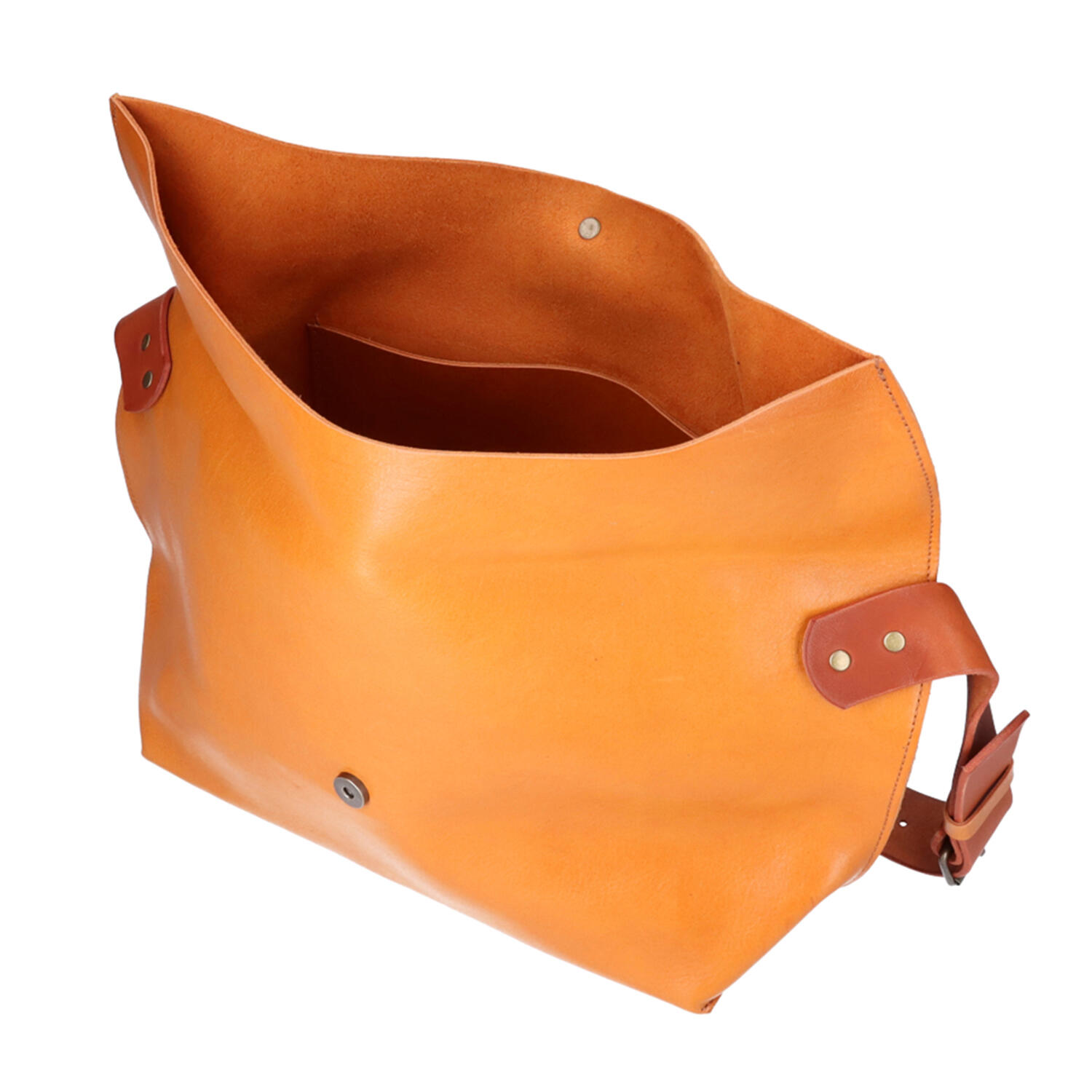 オイルレザー ヌメ革 メッセンジャーバッグ M | 合同会社 エイチ