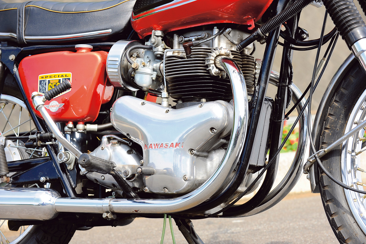 語り継がれる怒涛の鼓動感／650-W1スペシャル(W1S) | 試乗・車両解説