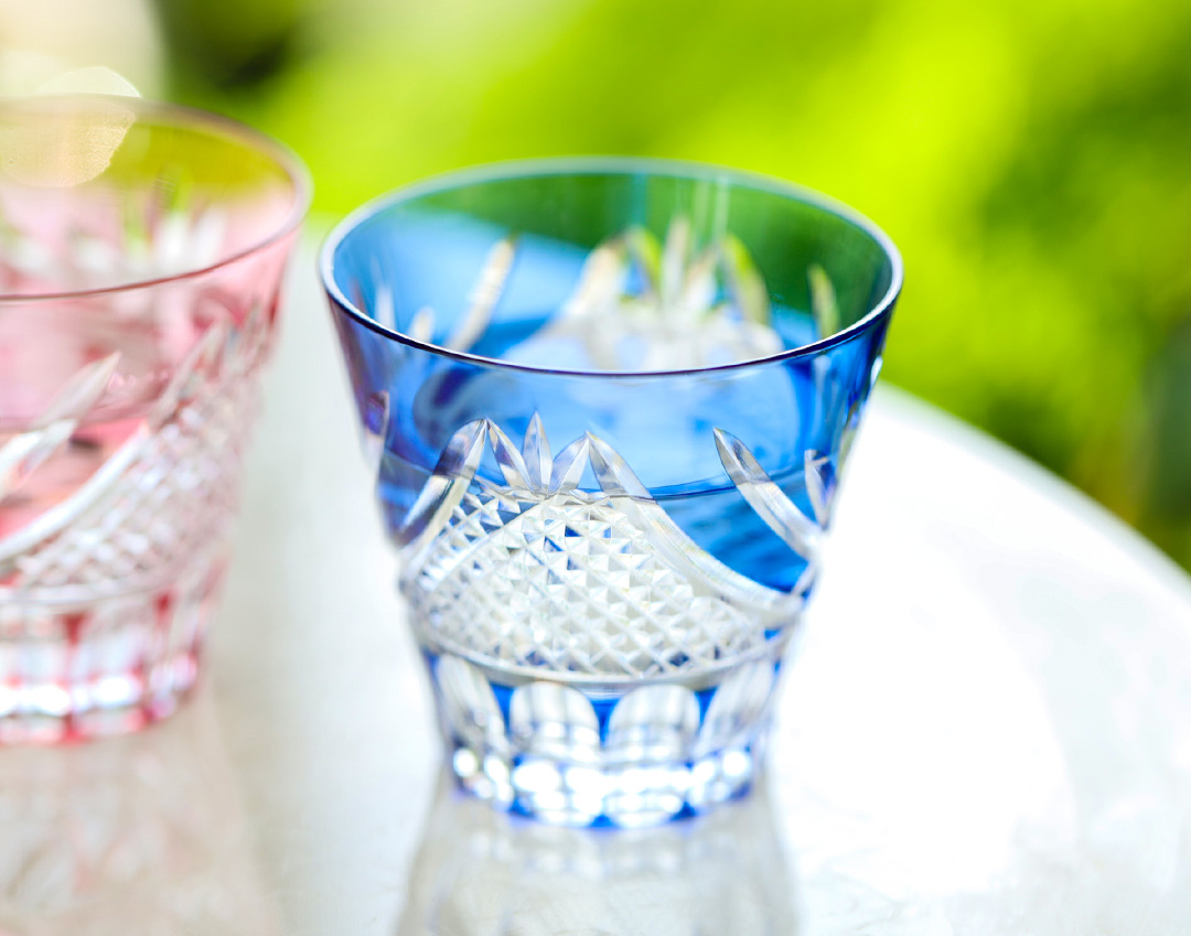 江戸切子 冷酒杯＜富士＞ | カガミクリスタル