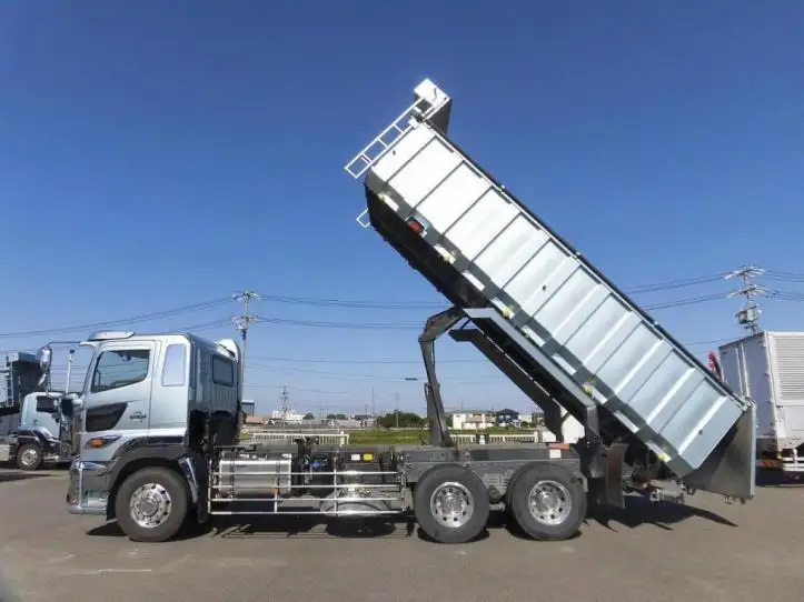 日野プロフィア ダンプ用 砂切りホワイトメタル製模型製作用パーツ