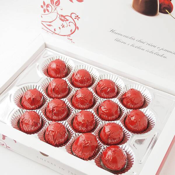 カーラ チェリーリキュールチョコレート 190g - カルディコーヒー