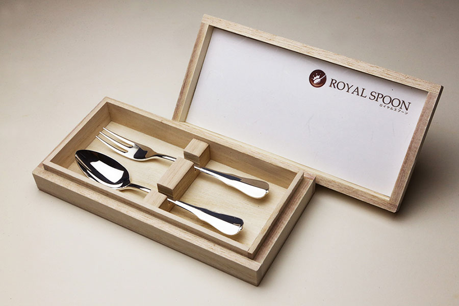 宮内庁御用達】銀食器 最上級の素材を惜しみなく使用した重厚感溢れる