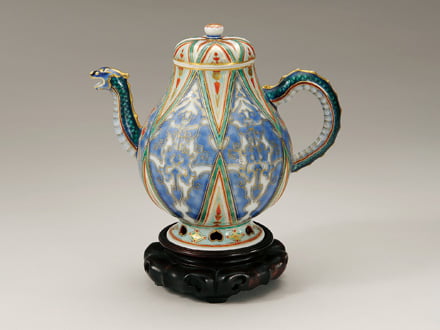 初代真葛香山 宮川香山 白磁青華梅花図水注 釉下彩/共箱