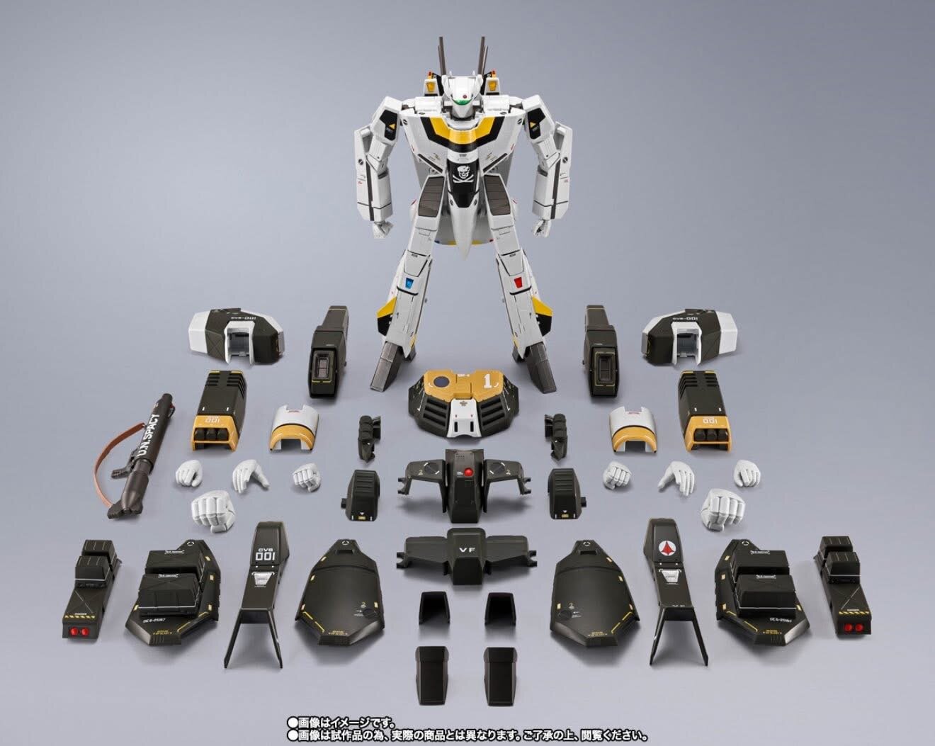 DX Chogokin Macross VF-1S Armored Valkyrie (Roy Focker Special