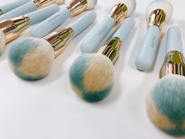 艶てまりパウダーブラシ＆艶てまりチークブラシセット【つや