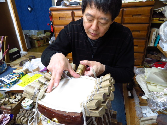 三味線・お琴の老舗 菊岡 中むら】三味線修理 皮の張り替え 津軽三味線