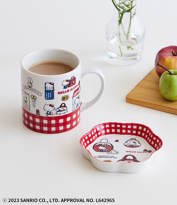 ハローキティ レトロポップ | キルンアート