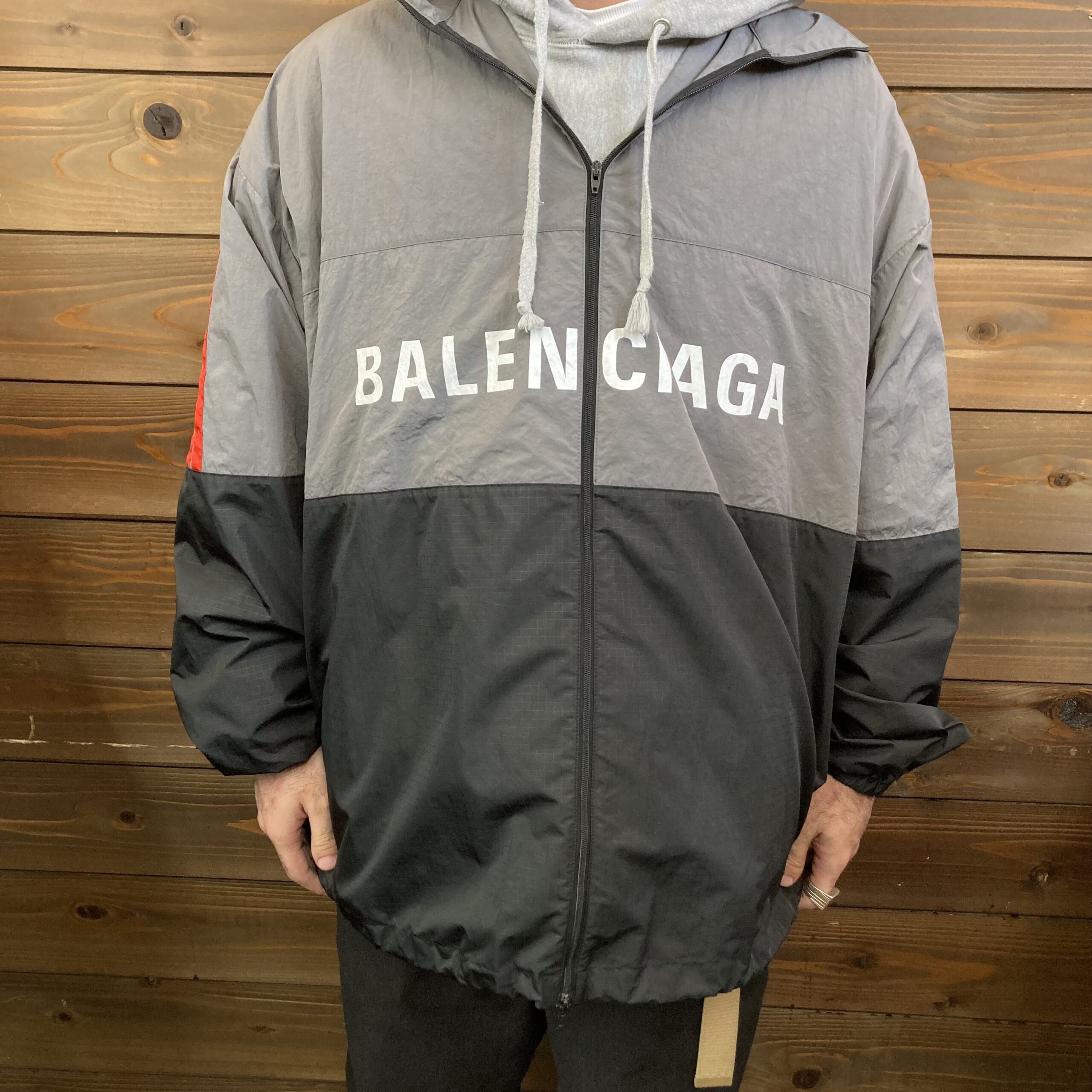BALENCIAGA/バレンシアガ】Zip Up Logo Jacket【買取入荷情報