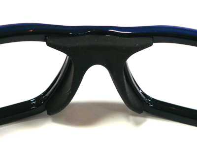 サッカーなどの激しいスポーツから目を守る・ジュニア(子供用)保護