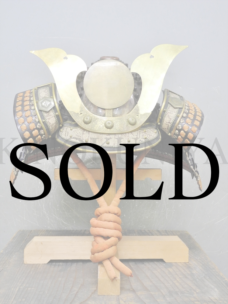 兜 鎧兜 販売・買取の紀の国屋（鎧、甲冑、兜、武具、骨董を販売してい