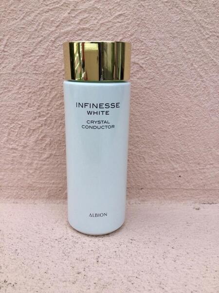 アルビオン アンフィネスホワイト クリスタル コンダクター｜紹介記事